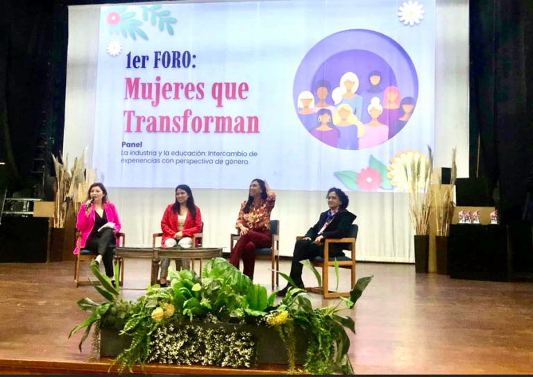 Comparten reflexiones sobre perspectiva de género con la comunidad universitaria