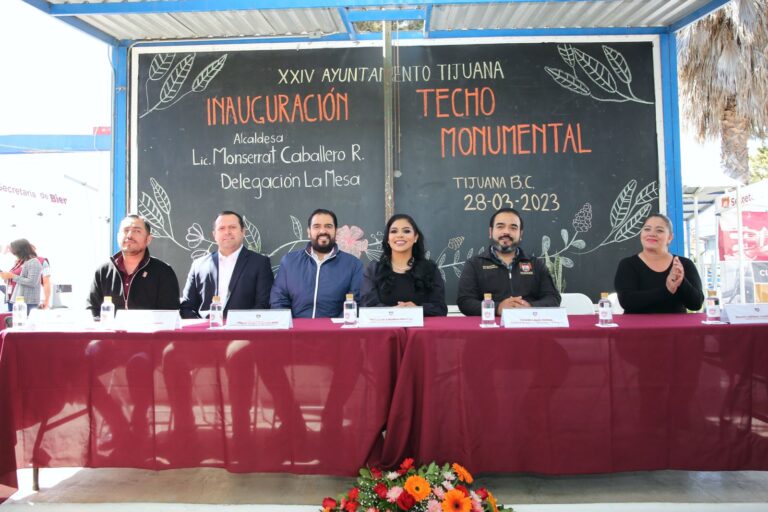 Inaugura Montserrat Caballero obra en escuela secundaria de La Mesa