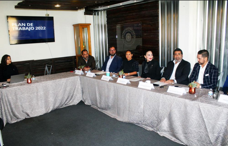 Otorgan nombramientos nacionales a líderes de Canirac de BC