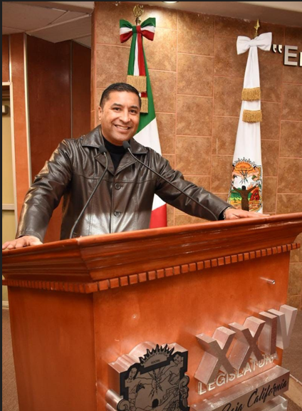 Acuerda XXIV legislatura reconocer trayectoria artística del músico y maestro Javier Bátiz