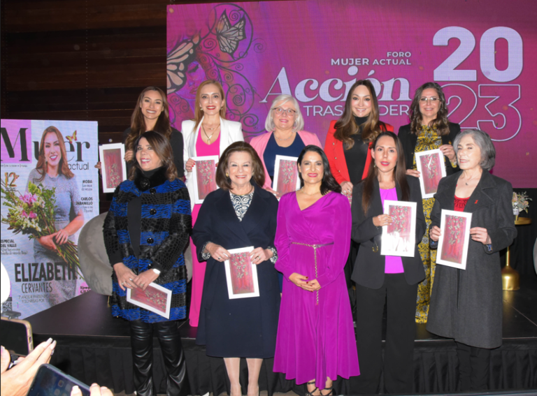 Reconocen trayectoria de 26 Mujeres de Éxito En el 11vo. Foro Mujer Actual “Acción es trascender”