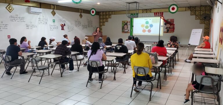 Brinda Ayuntamiento atención psicológica a familiares de usuarios de COTRRSA