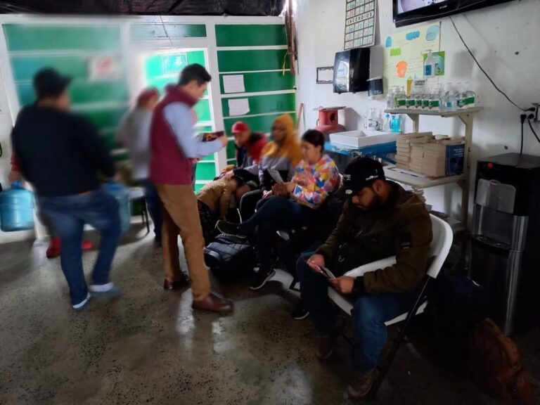 Brinda DMAM pláticas en albergues migrantes sobre campaña “No Cruces el Muro” y CBP ONE