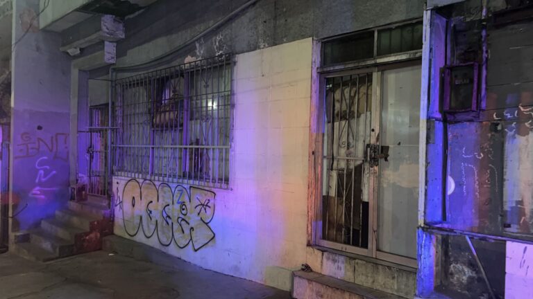 Logran policías detener a dos hombres y una mujer por privación ilegal de la libertad