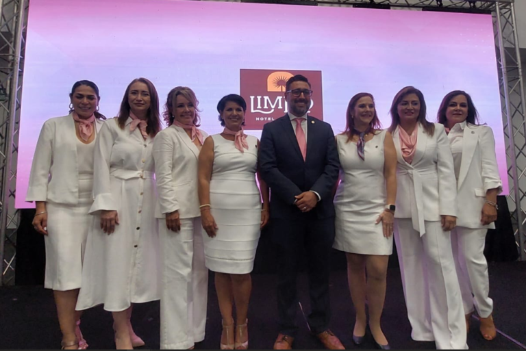 Buscan impulsar a mujeres  Empresarias del ramo turístico