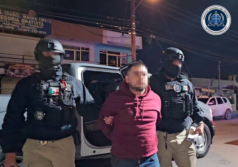 Segundo detenido por la FGE por fraude a estudiantes de escuelas sin registro