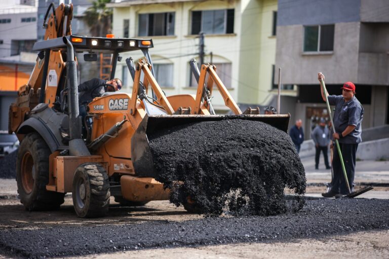 Transforma alcaldesa colonias de Tijuana con “Bye Bye Baches”