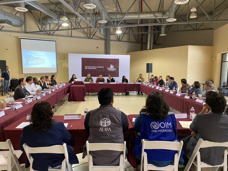 Presenta SGG puntos de acceso a Internet en albergues de BC en consejo de Asuntos Migratorios