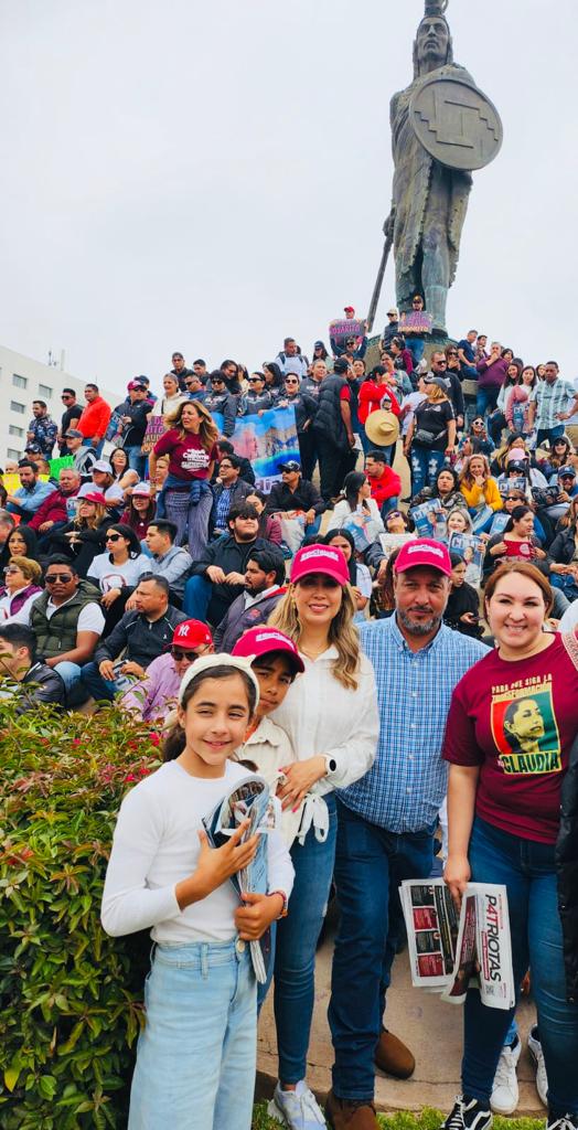 Fuerte activación masiva a favor de Claudia Sheinbaum en la Glorieta Cuauhtémoc