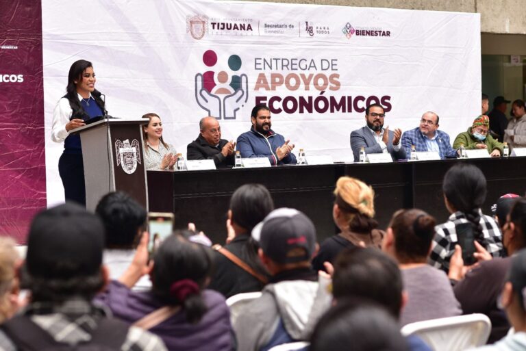 Entrega alcaldesa más de 7 mdp en apoyos económicos a familias vulnerables