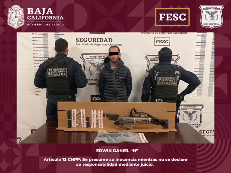Asegura FESC a un hombre con arma de fuego y lanzagranadas