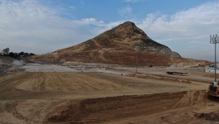 Avanza construcción del parque Cerro de Las Abejas de la mano de la iniciativa privada