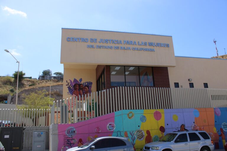 Organizan carrera deportiva a beneficio del Centro de Justicia Para las Mujeres BC