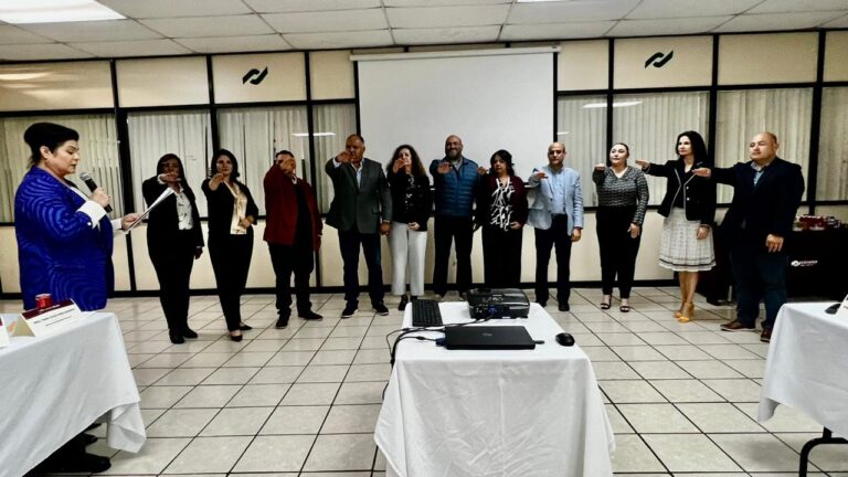 Toma protesta Comité Estatal de vinculación de CONALEP BC
