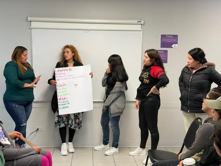Ofrecen herramientas para evitar deserción escolar universitaria