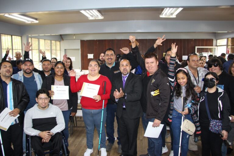 Realiza IMDET en el CREA taller vivencial «Padres e hijos con discapacidad»