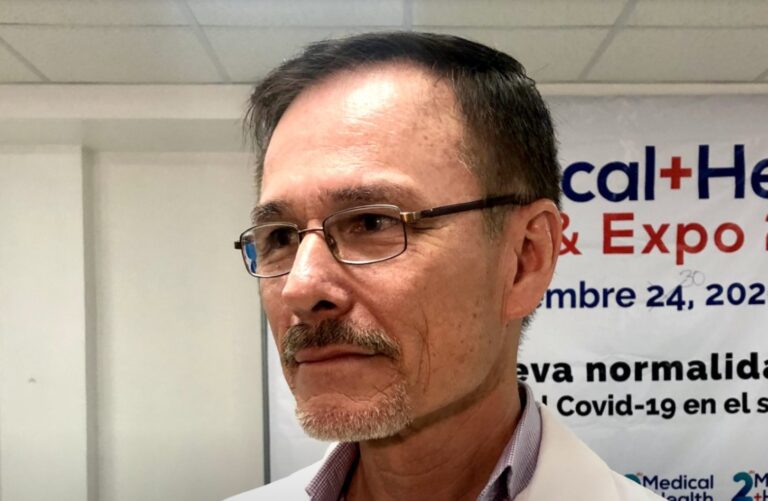 Exhorta Clúster Médico a regularizarse ante autoridad y ser parte de colegios médicos