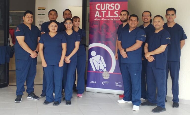 Se capacitan en atención a adultos mayores estudiantes de enfermería del HGT en la UABC