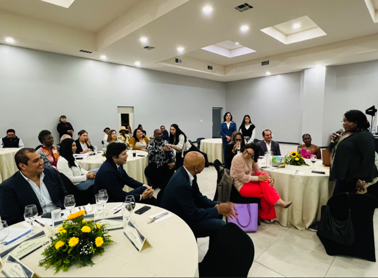 Realizan por primera vez empresarios afroamericanos gira de trabajo en Tijuana