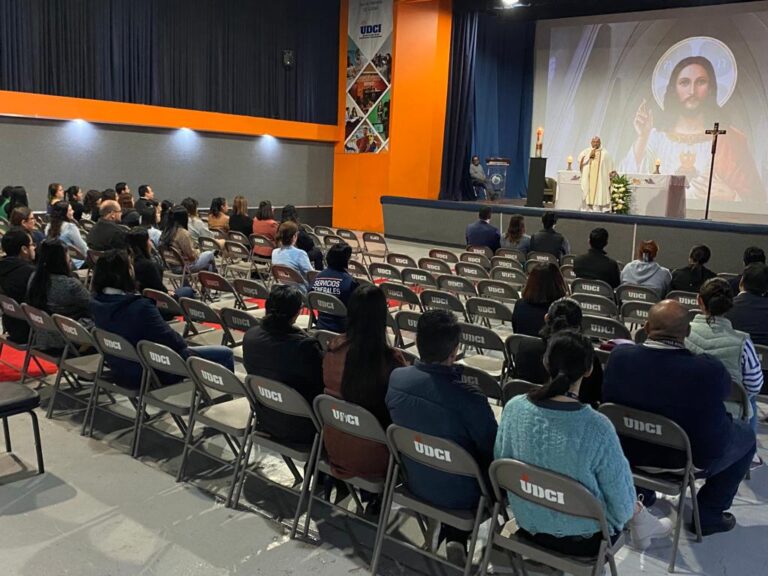 Va UDCI por más certificaciones de calidad educativa