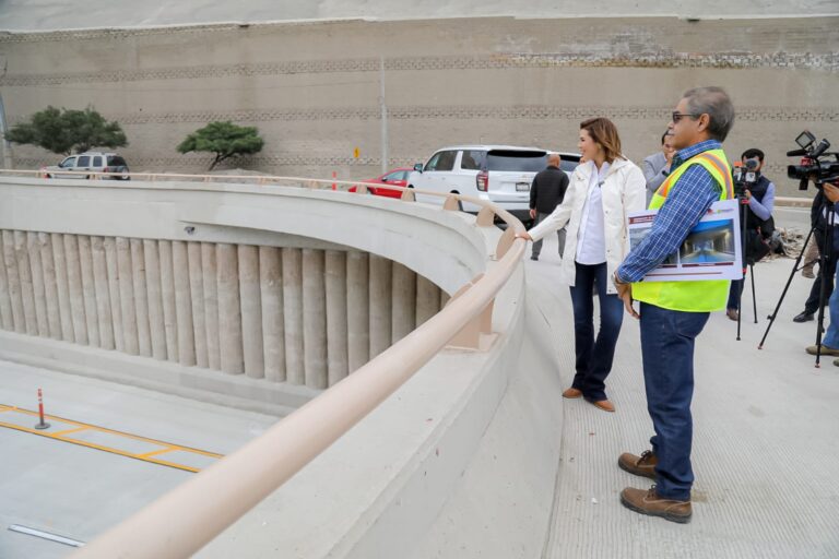 Apertura Marina del Pilar nuevo paso a desnivel en puente Casa Blanca-Corredor 2000