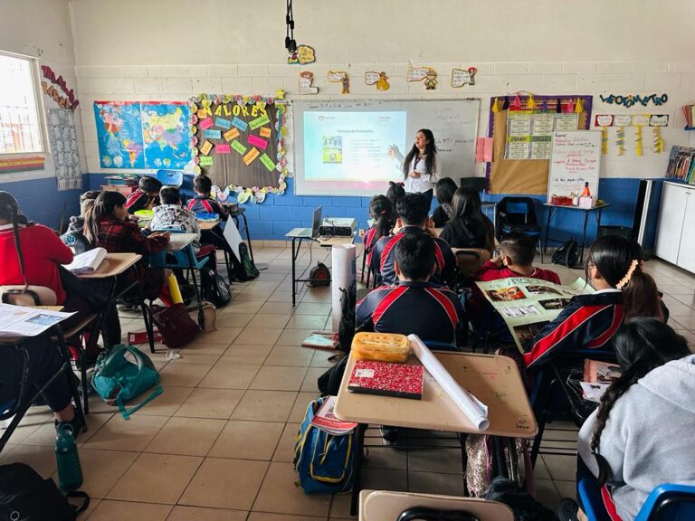 Imparte IMCAD pláticas preventivas a alumnos de primaria