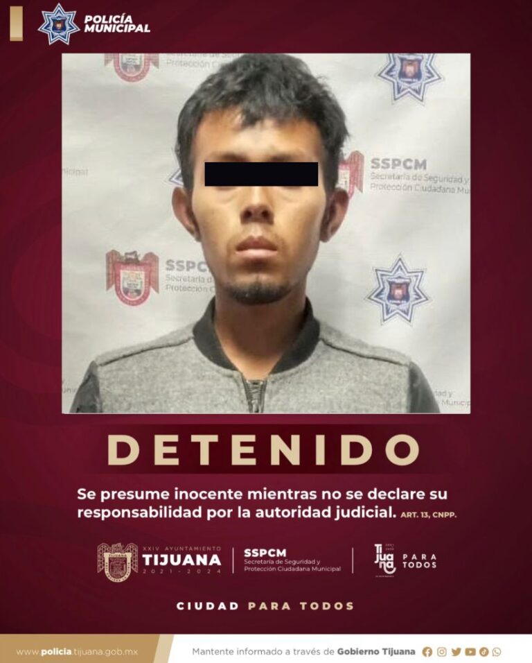 Tras persecución policiaca logran capturar a joven de 18 años por robo de auto con violencia