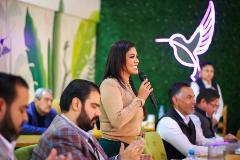 Respaldan más de 60 líderes comunitarios trabajo de la alcaldesa Montserrat Caballero