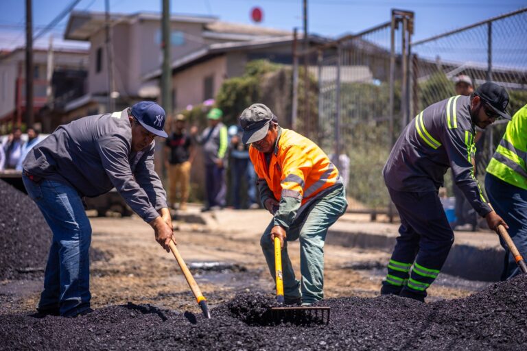 Supervisa alcaldesa programa “Bye Bye Baches” en San Antonio de los Buenos