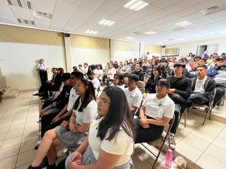 Presenta la Normal Fronteriza Tijuana talleres para padres de niños y adolescentes con discapacidad