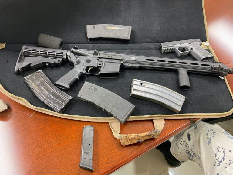 Pasará una pareja once años en la cárcel por introducir armas y drogas al país