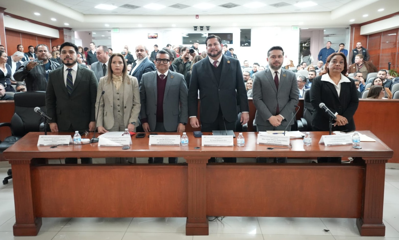 ALCALDE DE TIJUANA PRESENTA PROYECTO DE INGRESOS 2026 ANTE COMISIÓN DE HACIENDA