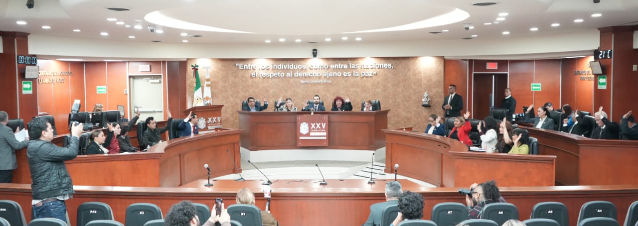 AVALAN DIPUTACIONES DOS DICTÁMENES DE LA COMISIÓN DE HACIENDA