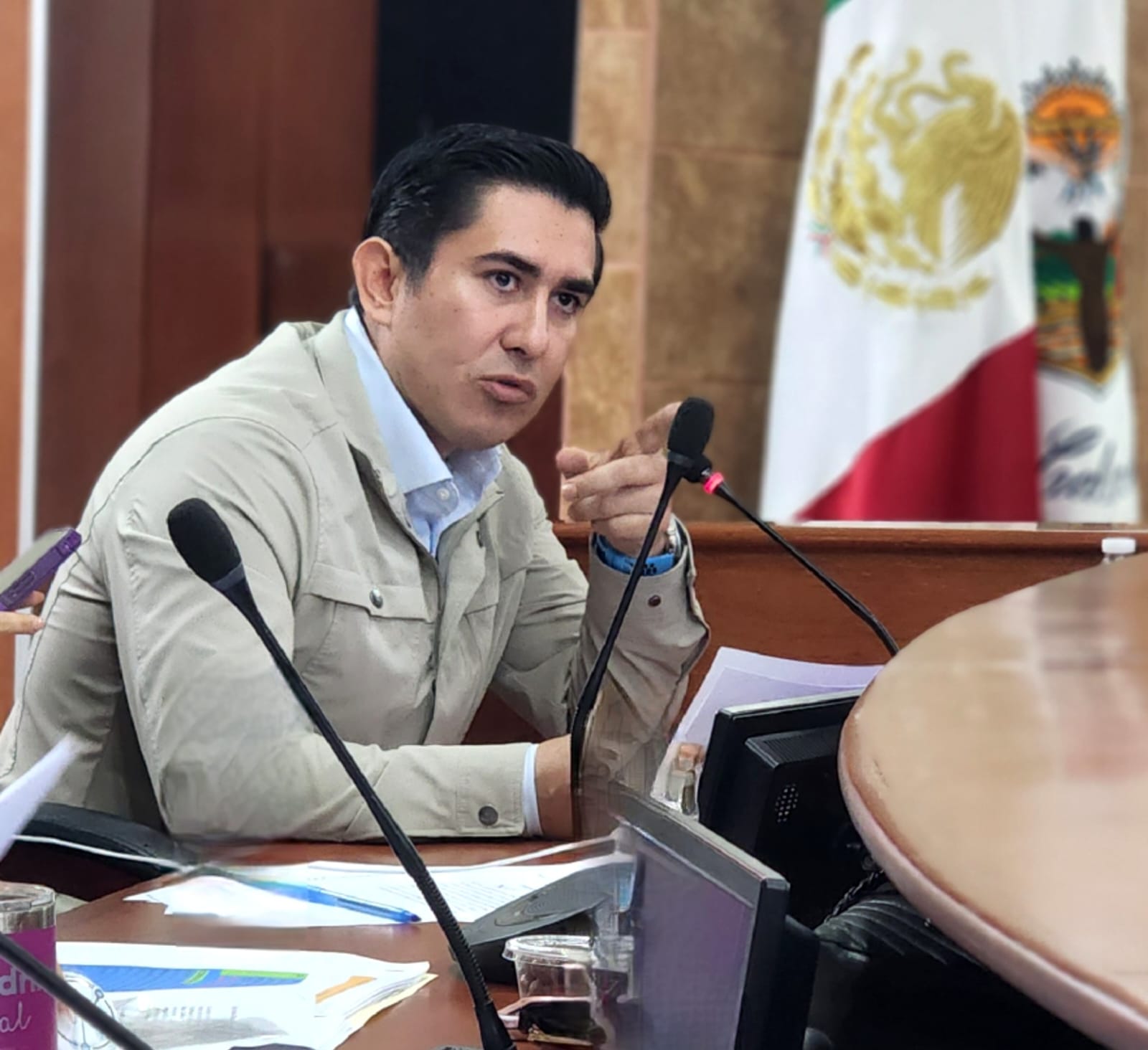EXHORTA EL CONGRESO A INVESTIGAR OPACIDAD EN ENTREGA DE CAMIONES DE TRANSPORTE EN MEXICALI