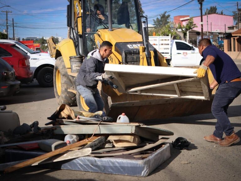 Atienden colonias en Otay Centenario y La Mesa para la recuperación de espacios públicos