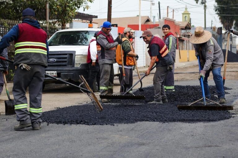 Beneficia Gobierno Municipal a cerca de 19 mil tijuanenses con Programa de Bacheo