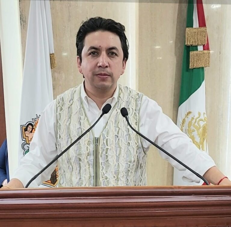 EXHORTA DIPUTADO DIEGO LARA A ORDENAR TRÁNSITO DE TRACTOCAMIONES PORTACONTENEDORES