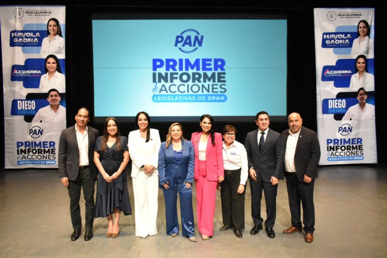 PRESENTAN DIPUTADOS DEL PAN PRIMER INFORME DE ACTIVIDADES LEGISLATIVAS