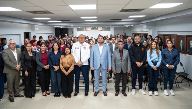 Reconoce alcalde Ismael Burgueño alcance del programa ‘Crecer con Valor-Es’