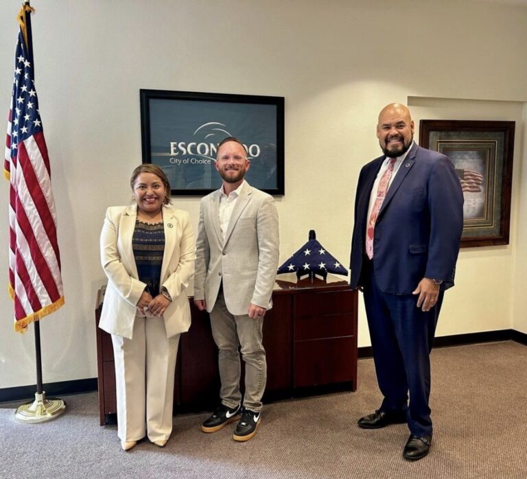 PRODUCTIVA REUNIÓN DE LA DIPUTADA EVELYN SÁNCHEZ CON EL VICE ALCALDE DE ESCONDIDO, CALIFORNIA, JOE GARCÍA