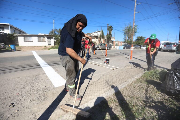 Favorece Gobierno Municipal a 7 mil 500 tijuanenses con trabajos de conservación de espacios públicos