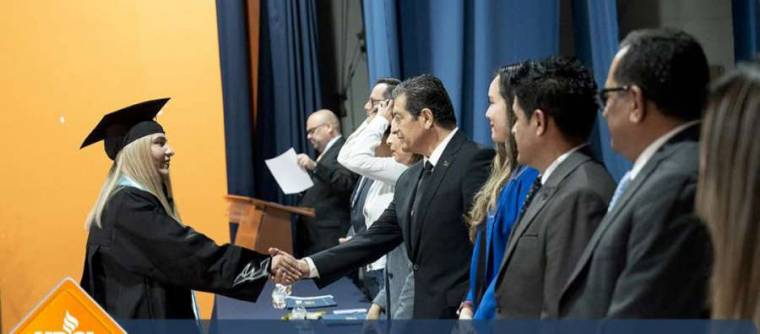 Forman nuevo talento listo para las exigencias del campo laboral