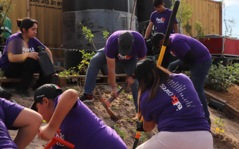 Suman esfuerzos Nación Verde y FedEx para restaurar ecosistemas