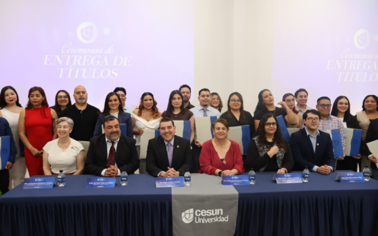 FORMAN PROFESIONISTAS PREPARADOS PARA UN MERCADO LABORAL EN TRANSFORMACIÓN