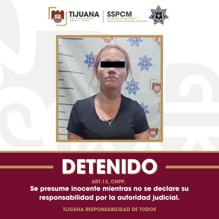 Asegura Policía Municipal de Tijuana a mujer por intento de cohecho y con dinero apócrifo