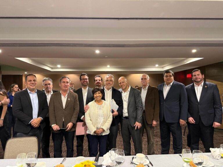 Se suma Ismael Burgueño a la estrategia nacional para ampliar acceso a la vivienda