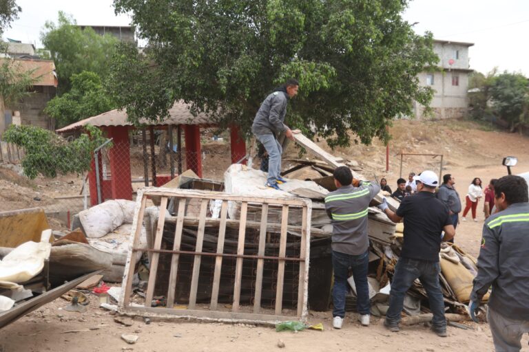 Retira Gobierno Municipal más de 55 toneladas de basura en Otay Centenario, La Mesa y Sánchez Taboada