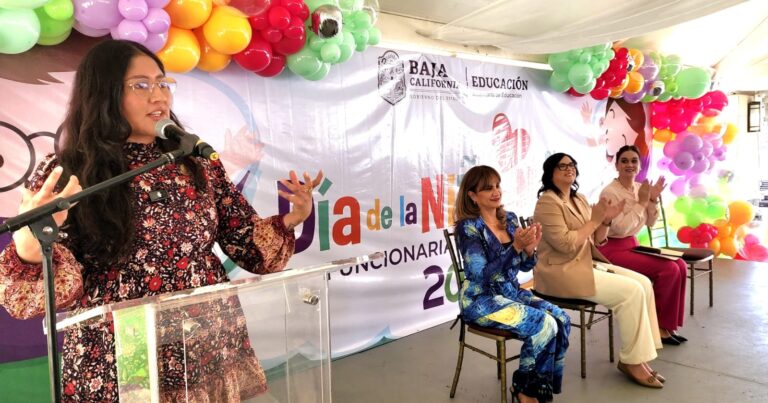 PARTICIPA PRESIDENTA DEL CONGRESO EN EVENTO DE LA NIÑA Y NIÑO FUNCIONARIA Y FUNCIONARIO 2026