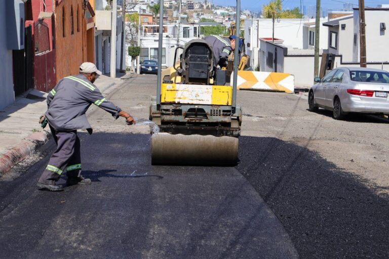 Beneficia Gobierno Municipal a más de 16 mil 600 tijuanenses con jornadas de bacheo en distintas delegaciones de la ciudad